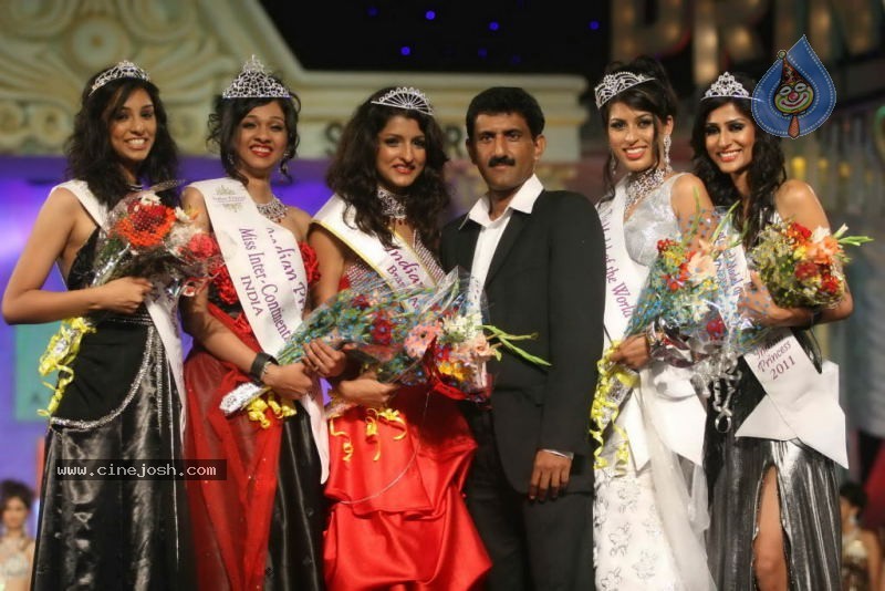 Indian Princess 2011 Grand Finale Event - 11 / 80 photos
