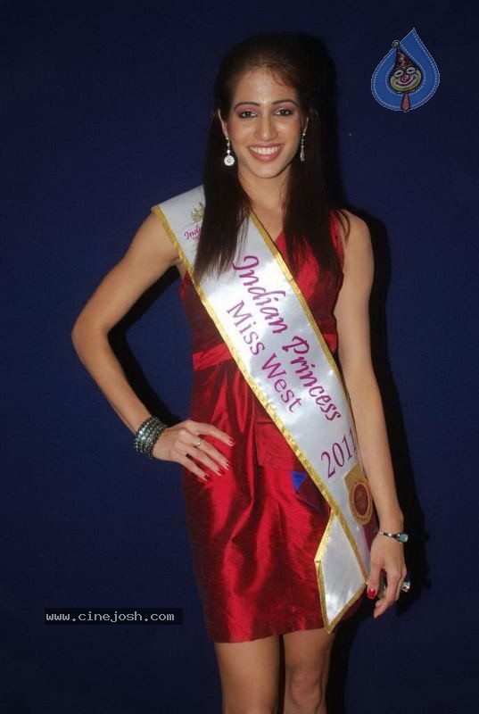 Indian Princess 2011 Nomination - 32 / 73 photos