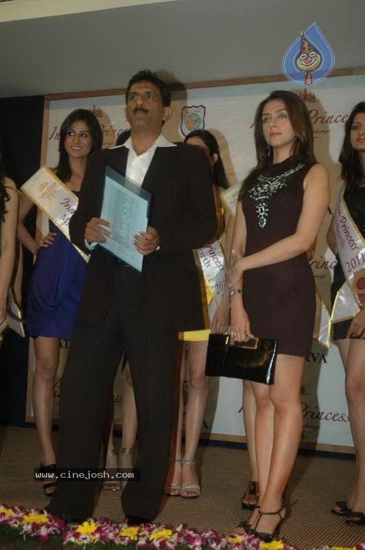 Indian Princess 2011 Nomination - 34 / 73 photos