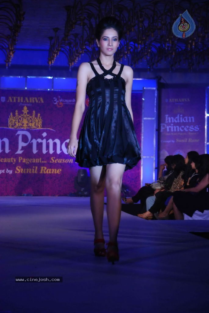 Indian Princess 2012 Launch Fashion Show - 34 / 37 photos