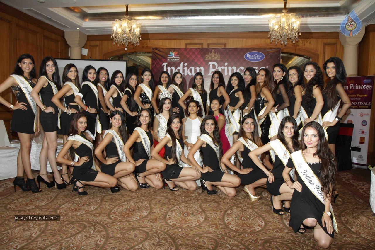 Indian Princess 2015 World Grand Finale PM - 1 / 45 photos