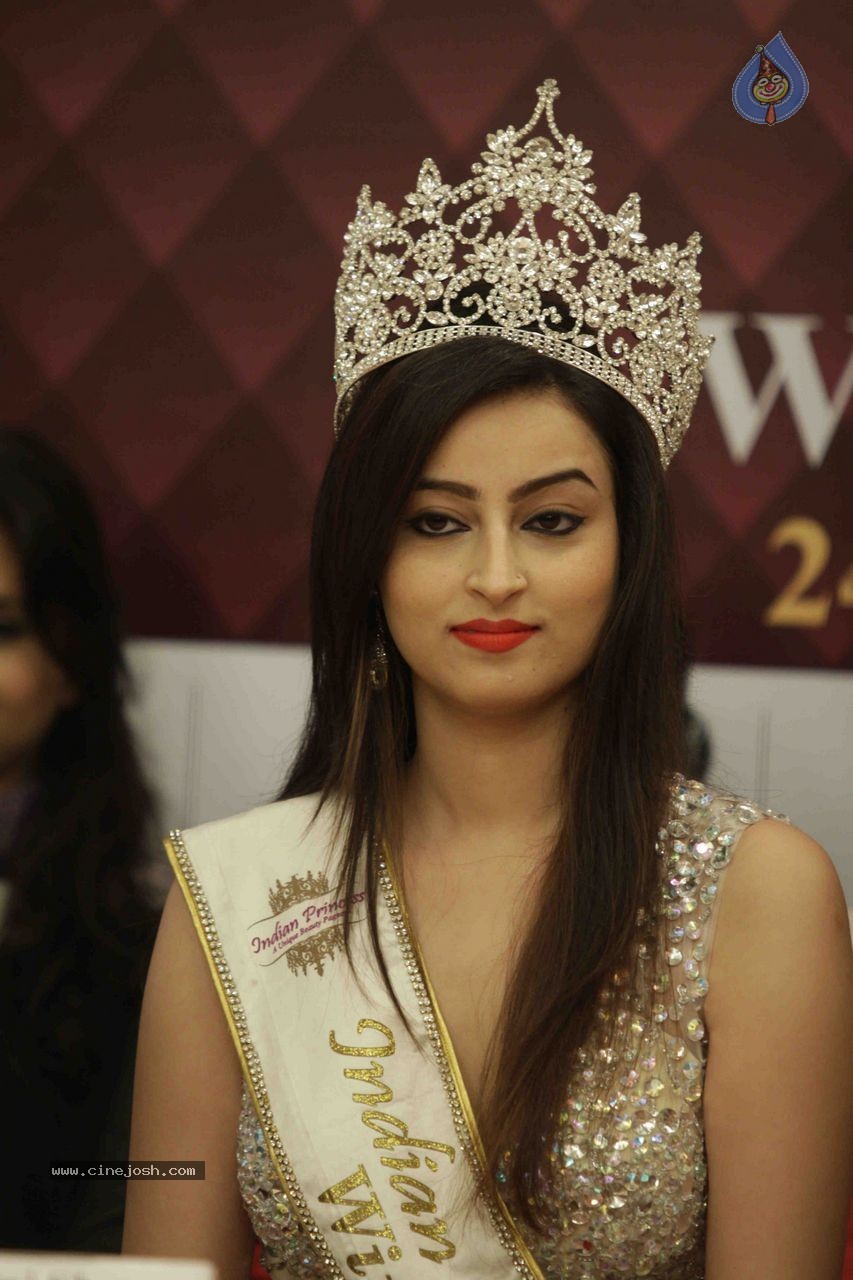 Indian Princess 2015 World Grand Finale PM - 3 / 45 photos