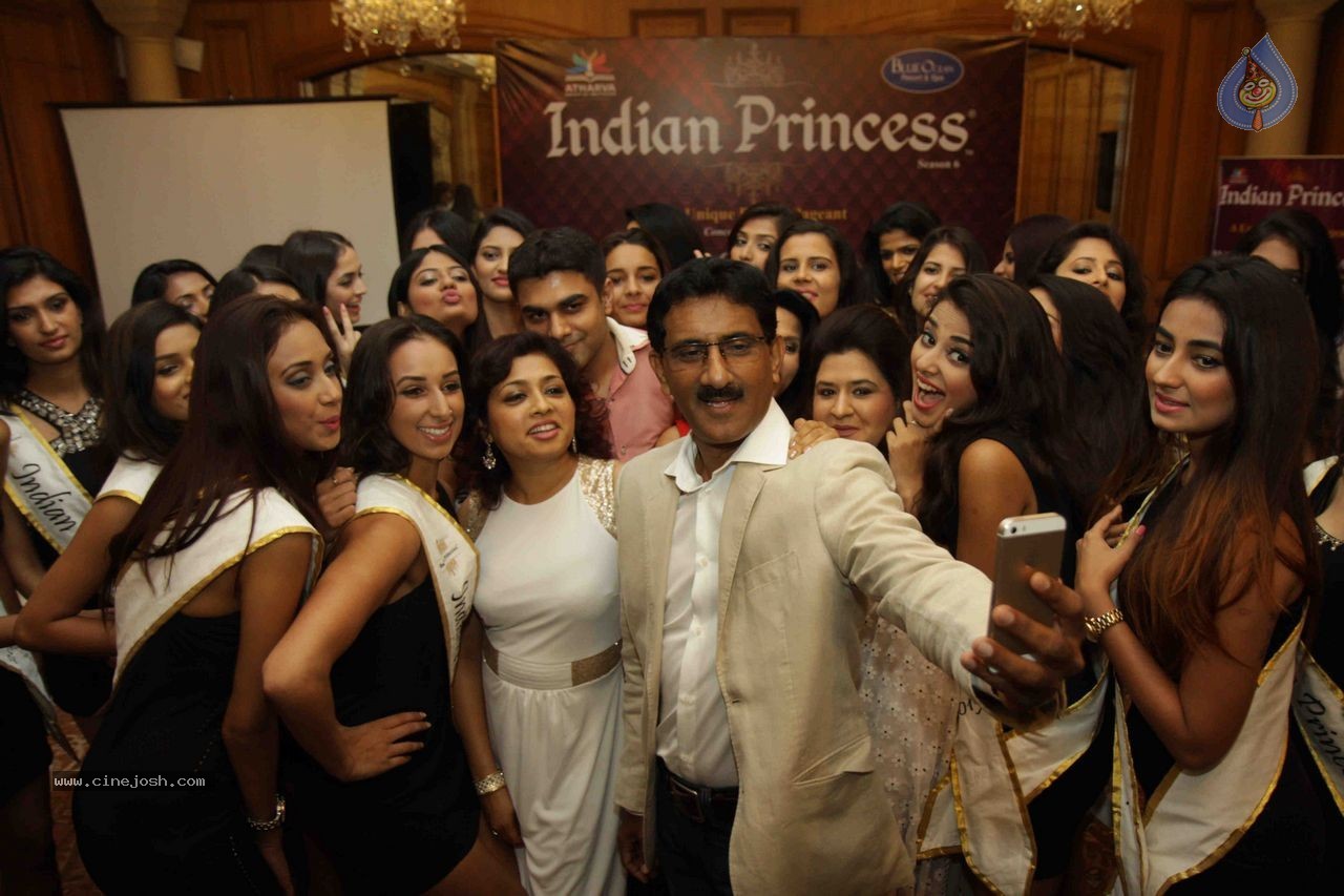 Indian Princess 2015 World Grand Finale PM - 6 / 45 photos