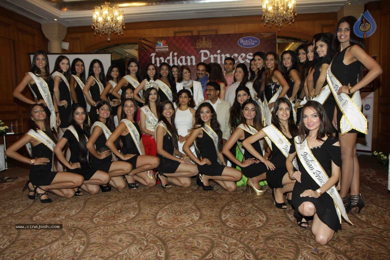 Indian Princess 2015 World Grand Finale PM - 13 / 45 photos