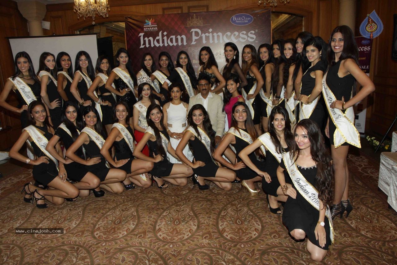 Indian Princess 2015 World Grand Finale PM - 21 / 45 photos