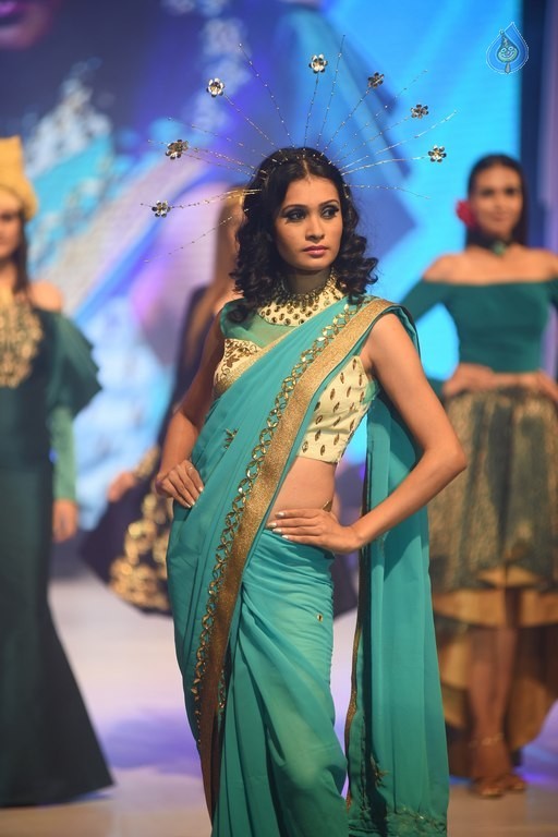 INIFD Fashion Show at St Andrews  - 19 / 37 photos