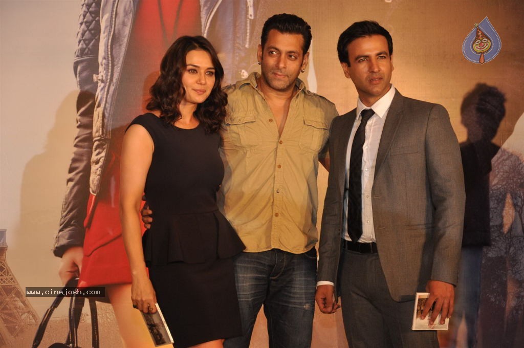 Ishkq in Paris Music Launch - 49 / 54 photos