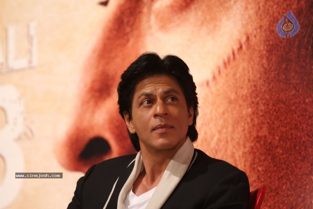 Jab Tak Hai Jaan Press Meet - 7 / 31 photos