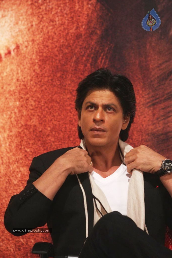 Jab Tak Hai Jaan Press Meet - 21 / 31 photos