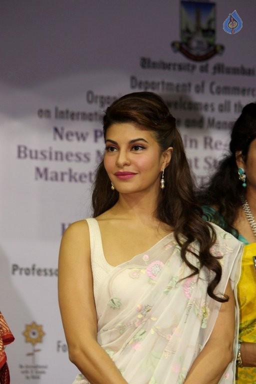 Jacqueline gets Felicitated at Mumbai University  - 49 / 50 photos