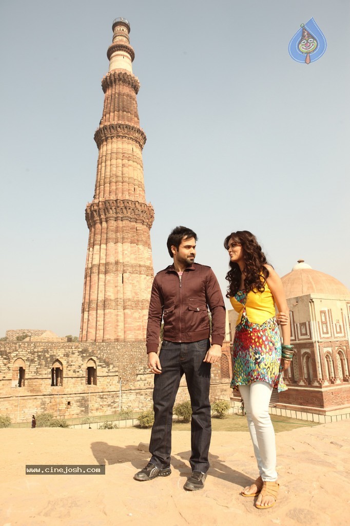 Jannat 2 Movie Stills - 10 / 16 photos