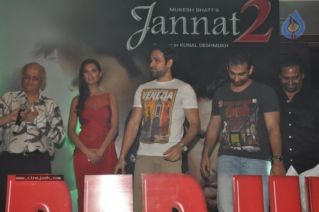 Jannat 2 Movie Success Party - 12 / 38 photos