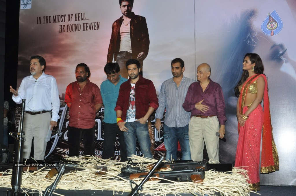 Jannat 2 Music Launch - 20 / 36 photos