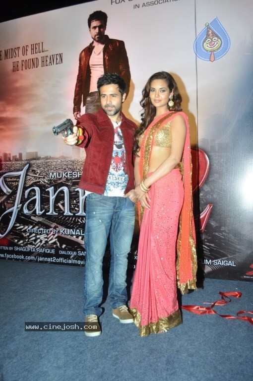 Jannat 2 Music Launch - 35 / 36 photos