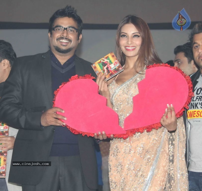 Jodi Breakers Movie Music Launch - 2 / 68 photos