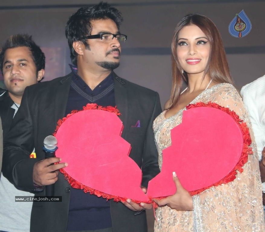 Jodi Breakers Movie Music Launch - 33 / 68 photos