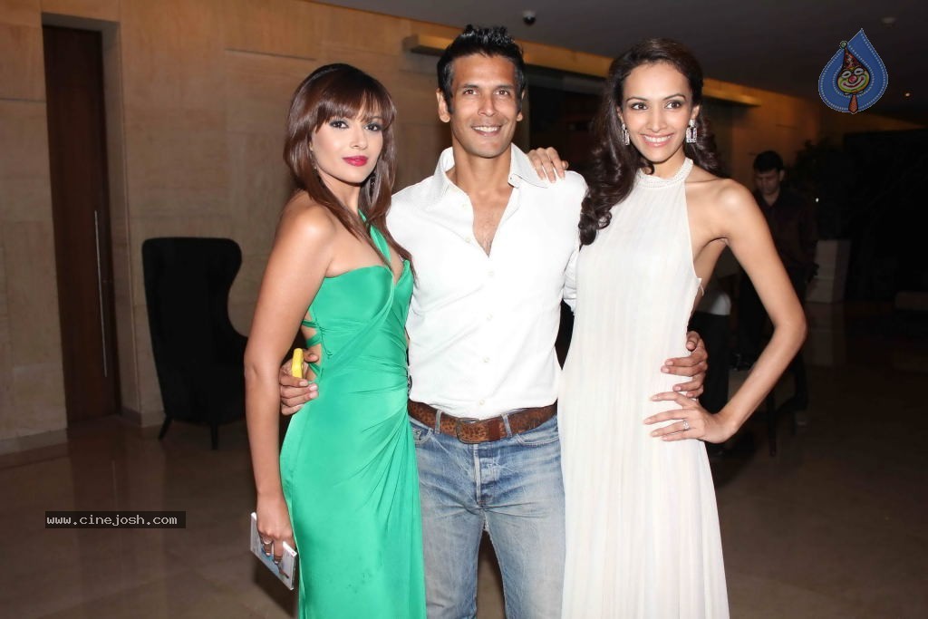 Jodi Breakers Movie Music Launch - 43 / 68 photos