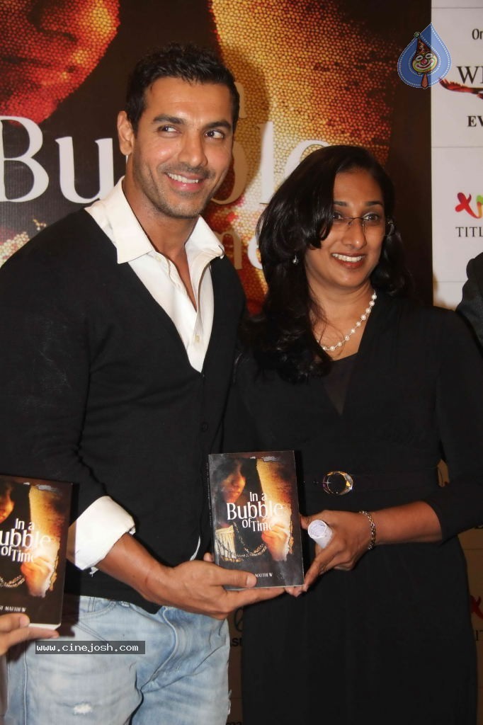  John Abraham Launches Susy Mathew Book - 30 / 42 photos