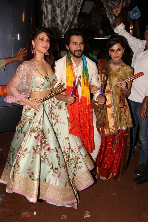 Judwaa 2 Film Team Visit Navratri Garda Night - 7 / 17 photos