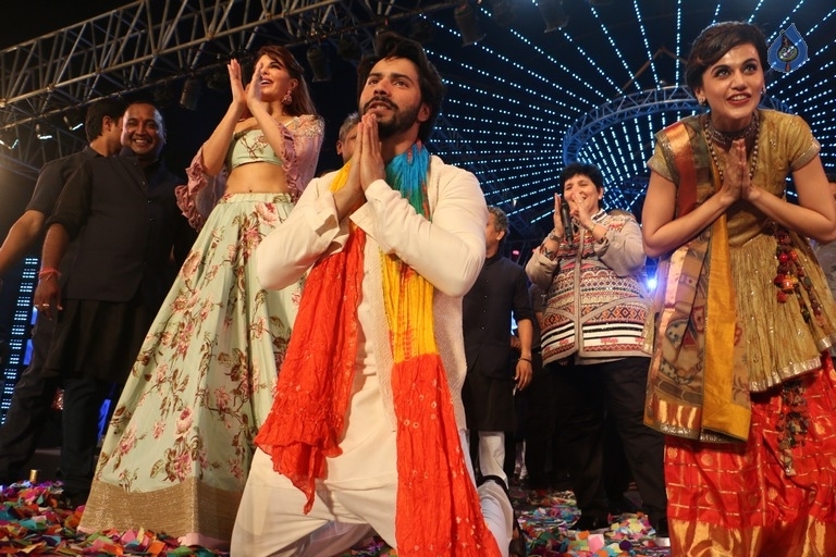 Judwaa 2 Film Team Visit Navratri Garda Night - 11 / 17 photos