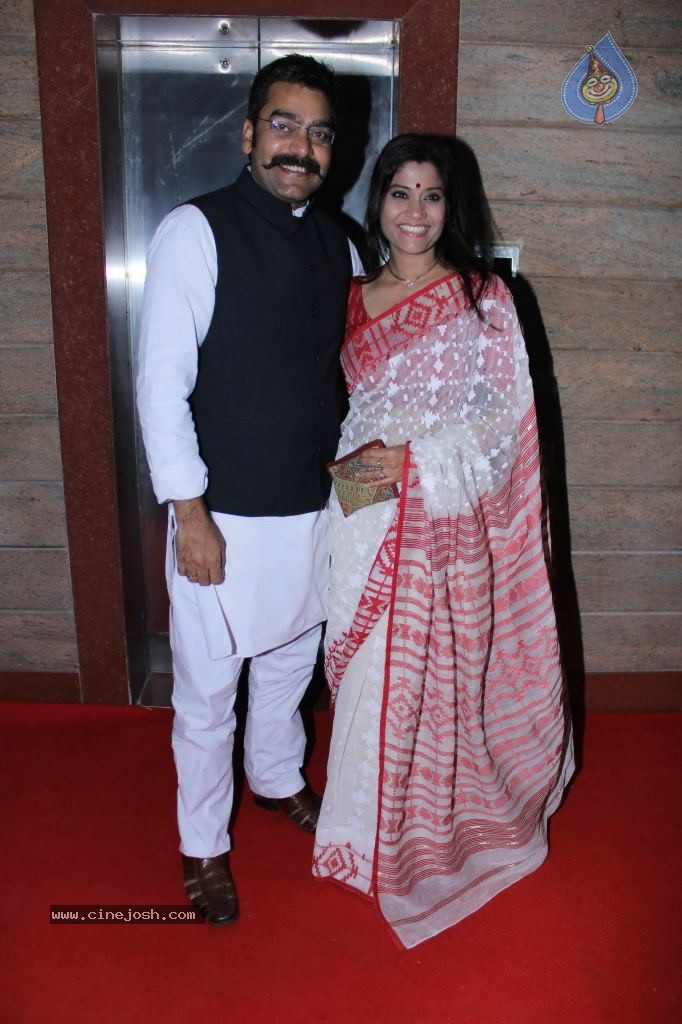 Juhi Chawla Launches Rajeev Paul Book - 55 / 78 photos
