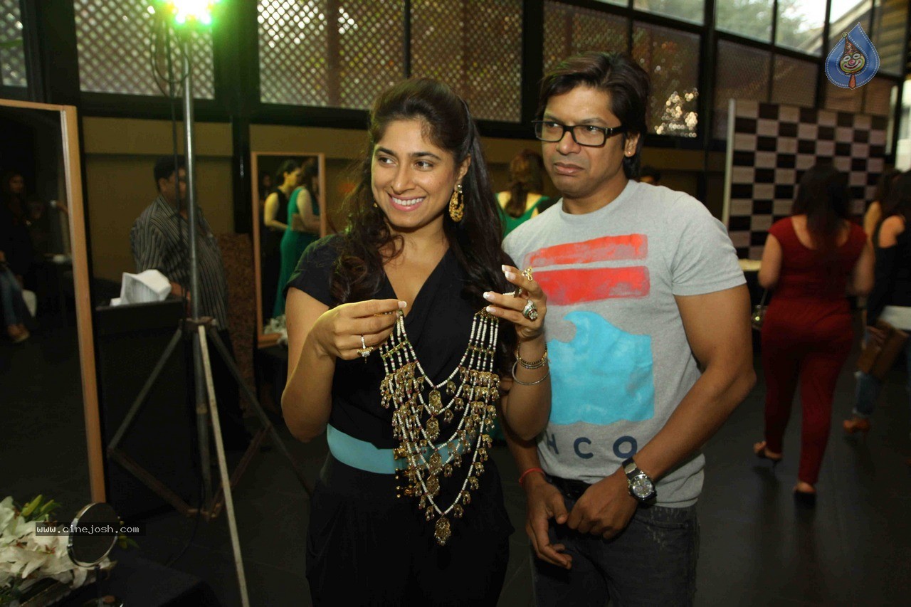 Jyothi Kapoor New York Based Jewellery Preview - 19 / 53 photos