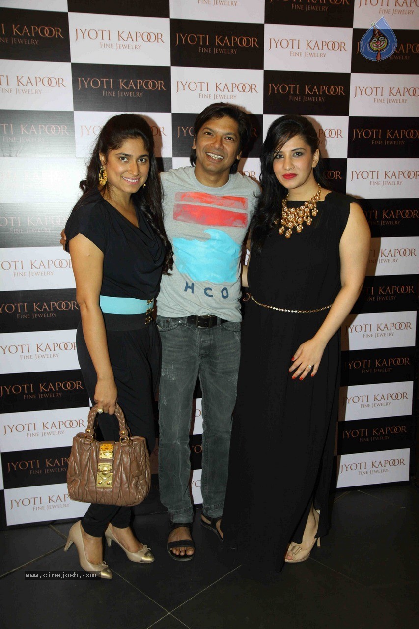 Jyothi Kapoor New York Based Jewellery Preview - 36 / 53 photos