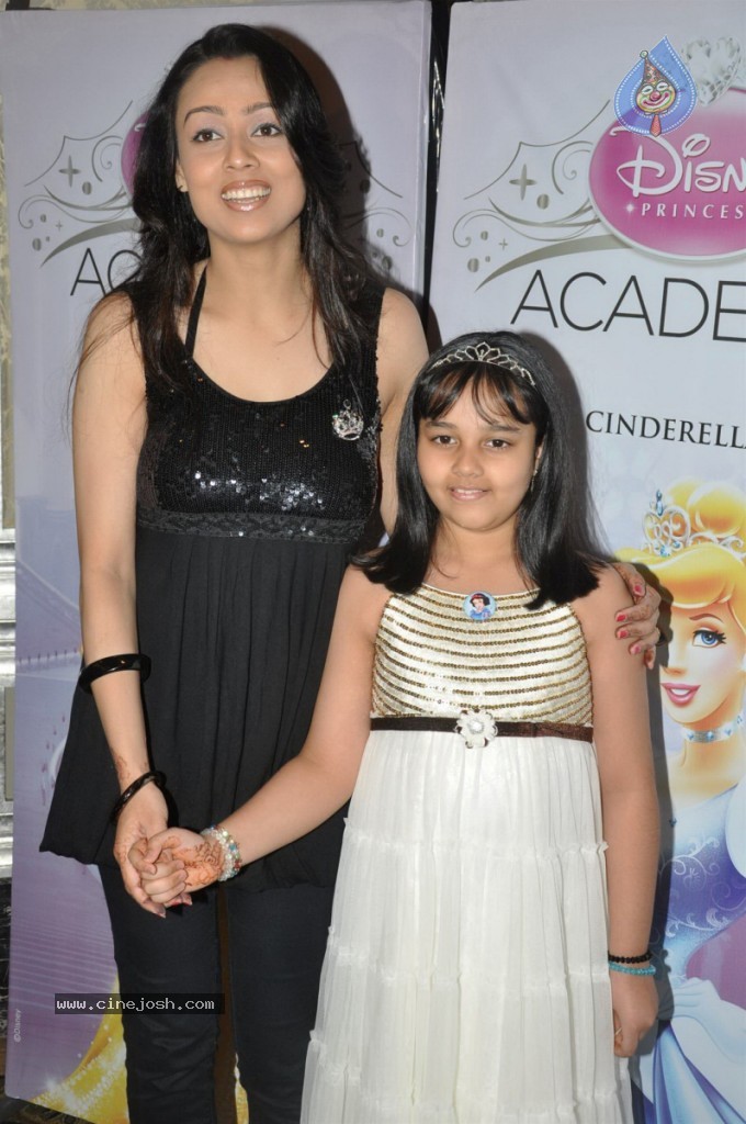 Kajol at Disney Princess Academy - 1 / 44 photos