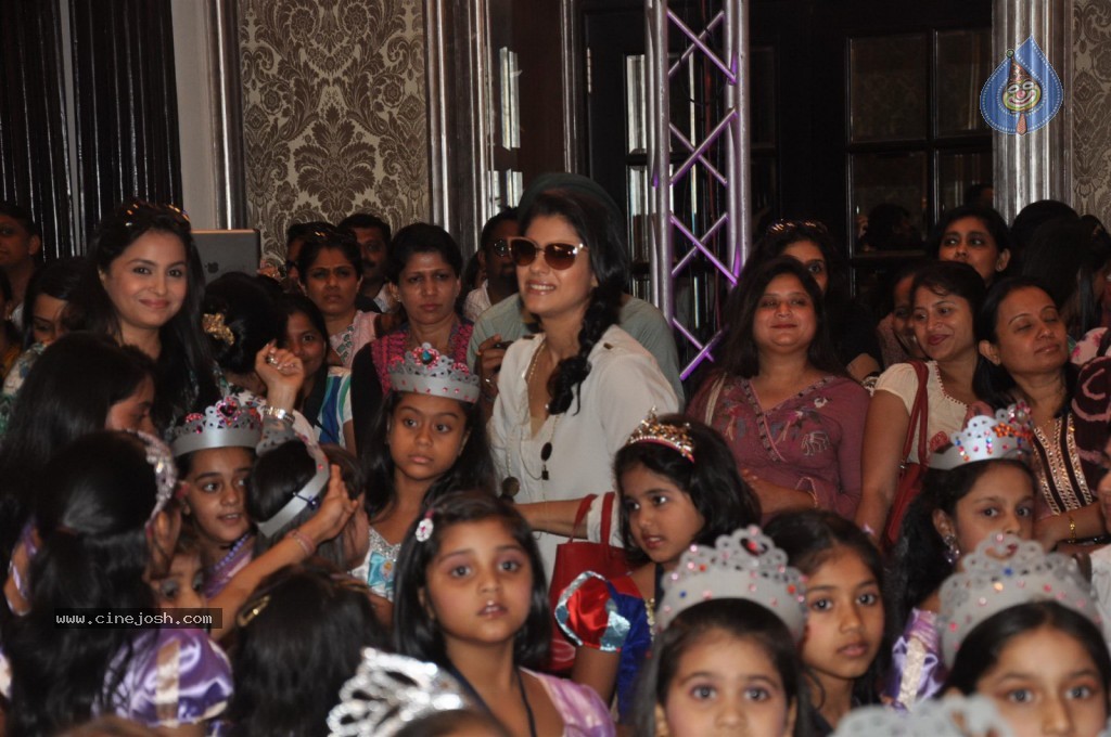 Kajol at Disney Princess Academy - 42 / 44 photos