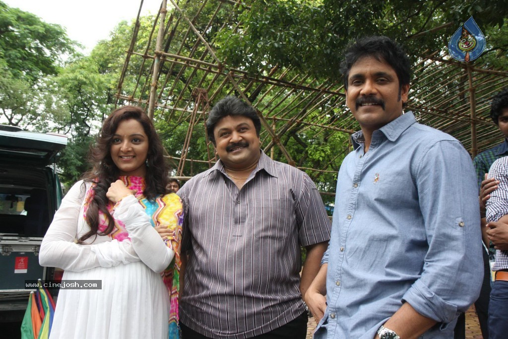 Kalyan Jewellers Ad Shoot - 24 / 44 photos
