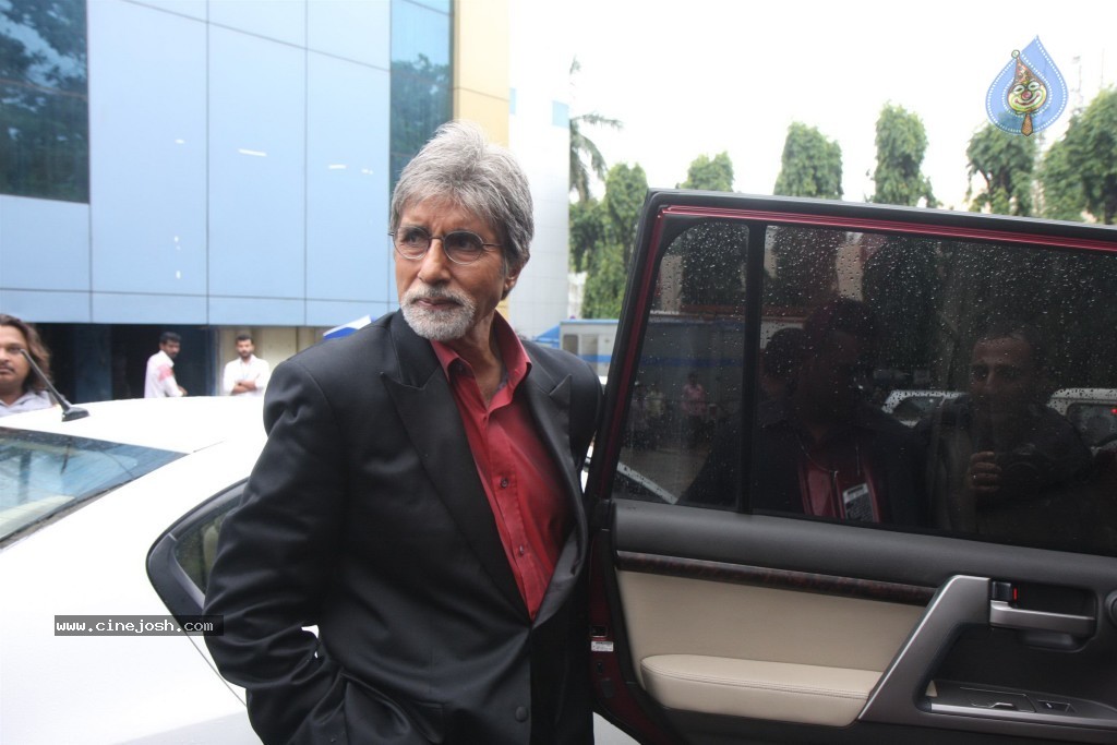 Kalyan Jewellers Ad Shoot - 35 / 44 photos