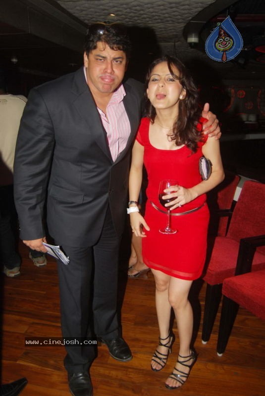 Kamasutra Condoms 20 years Party - 31 / 31 photos