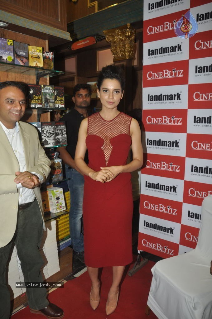 Kangana Ranaut at CineBlitz Cover Page Launch - 11 / 107 photos