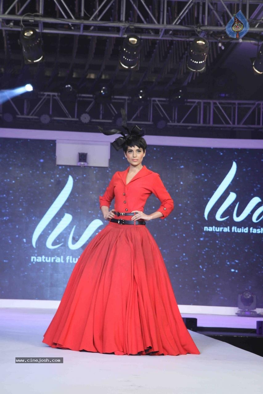 Kangana Ranaut Showstopper at Launch of LIVA - 68 / 108 photos