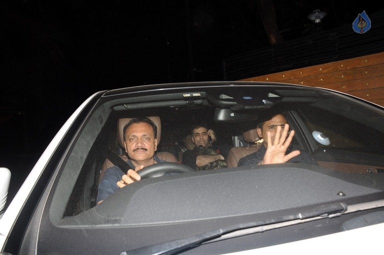 Karan Johar Host Baahubali 2 Screening at YRS - 8 / 16 photos