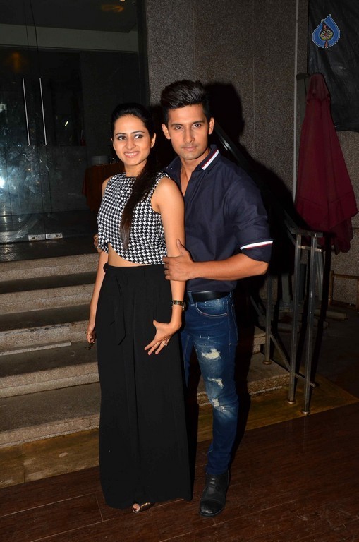 Karanvir Bohra Birthday Bash - 18 / 33 photos