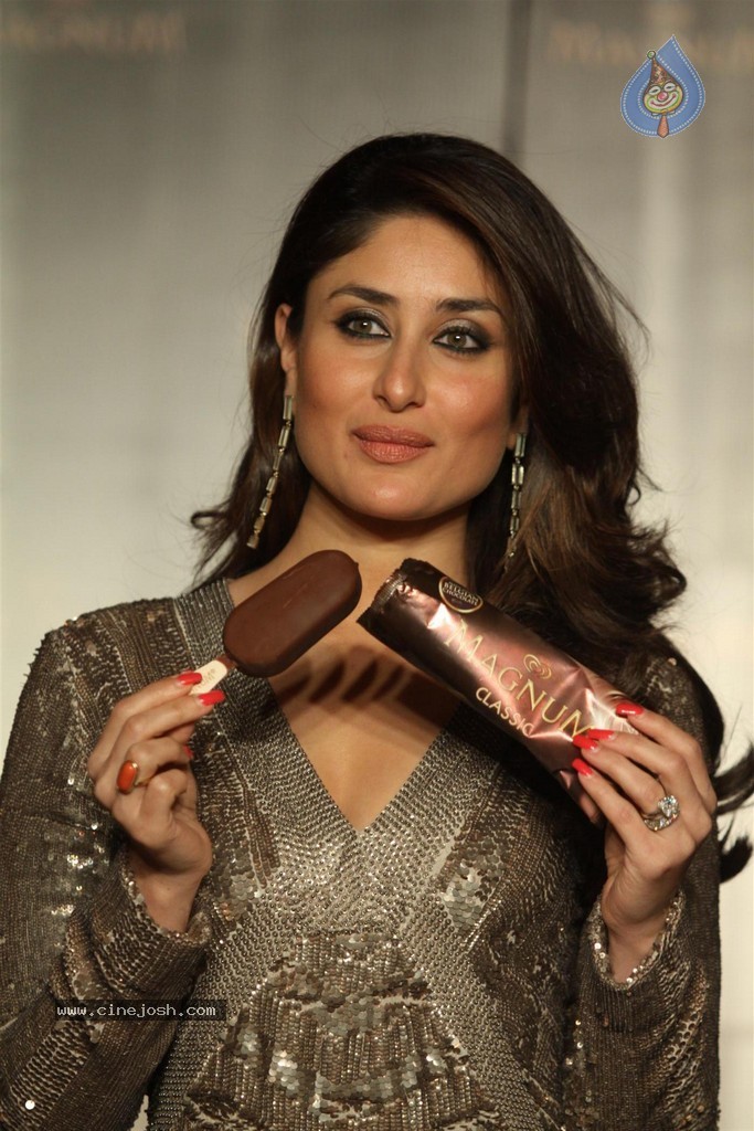 Kareena Announces new Pleasure Ambassador - 4 / 58 photos