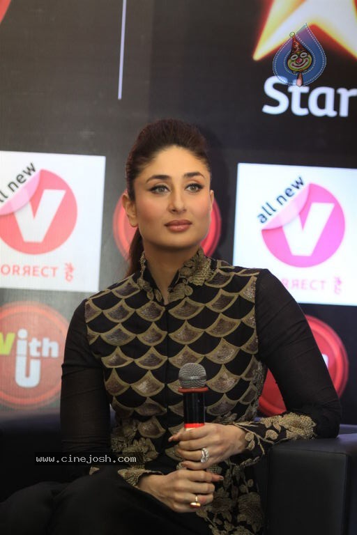 Kareena Kapoor as Vith U Mobile App Brand Ambassador - 3 / 48 photos