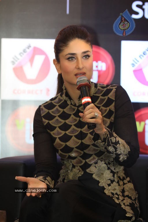 Kareena Kapoor as Vith U Mobile App Brand Ambassador - 26 / 48 photos