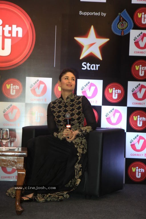 Kareena Kapoor as Vith U Mobile App Brand Ambassador - 37 / 48 photos