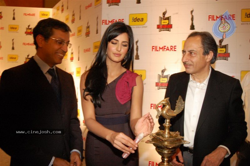 Katrina at 55th Idea Filmfare Awards 2010 Press Meet - 26 / 37 photos