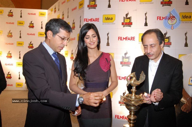 Katrina at 55th Idea Filmfare Awards 2010 Press Meet - 31 / 37 photos