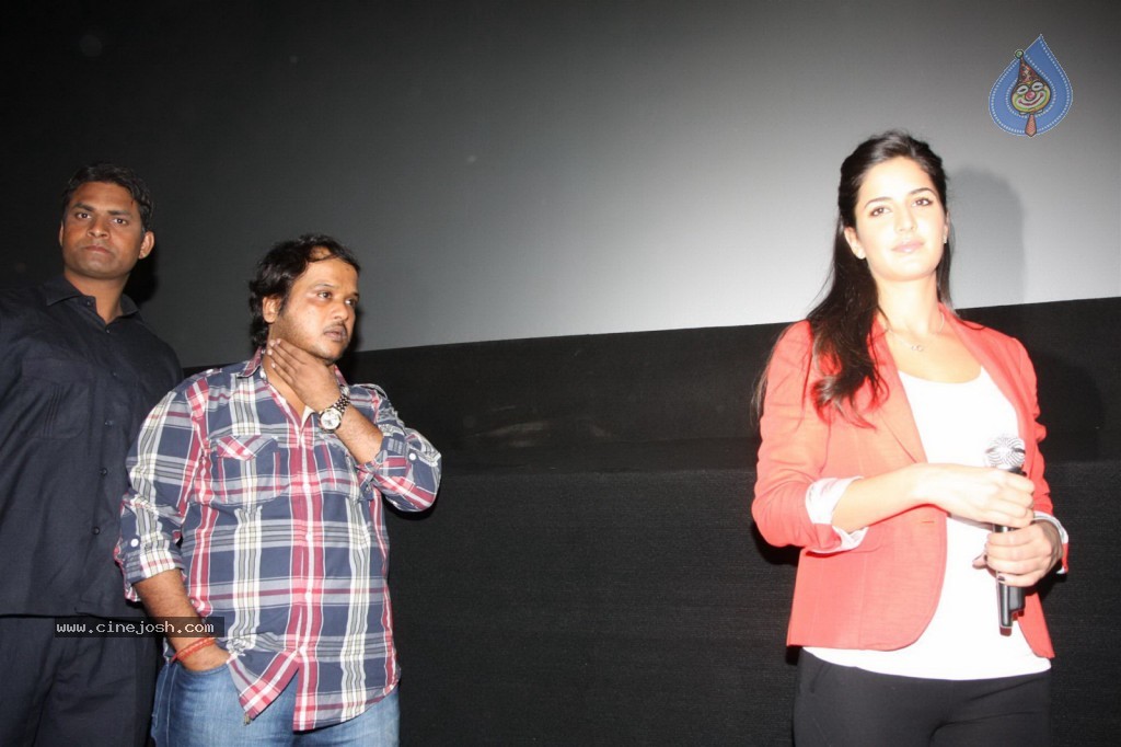 Katrina at Main Krishna Hoon Special Show - 21 / 43 photos