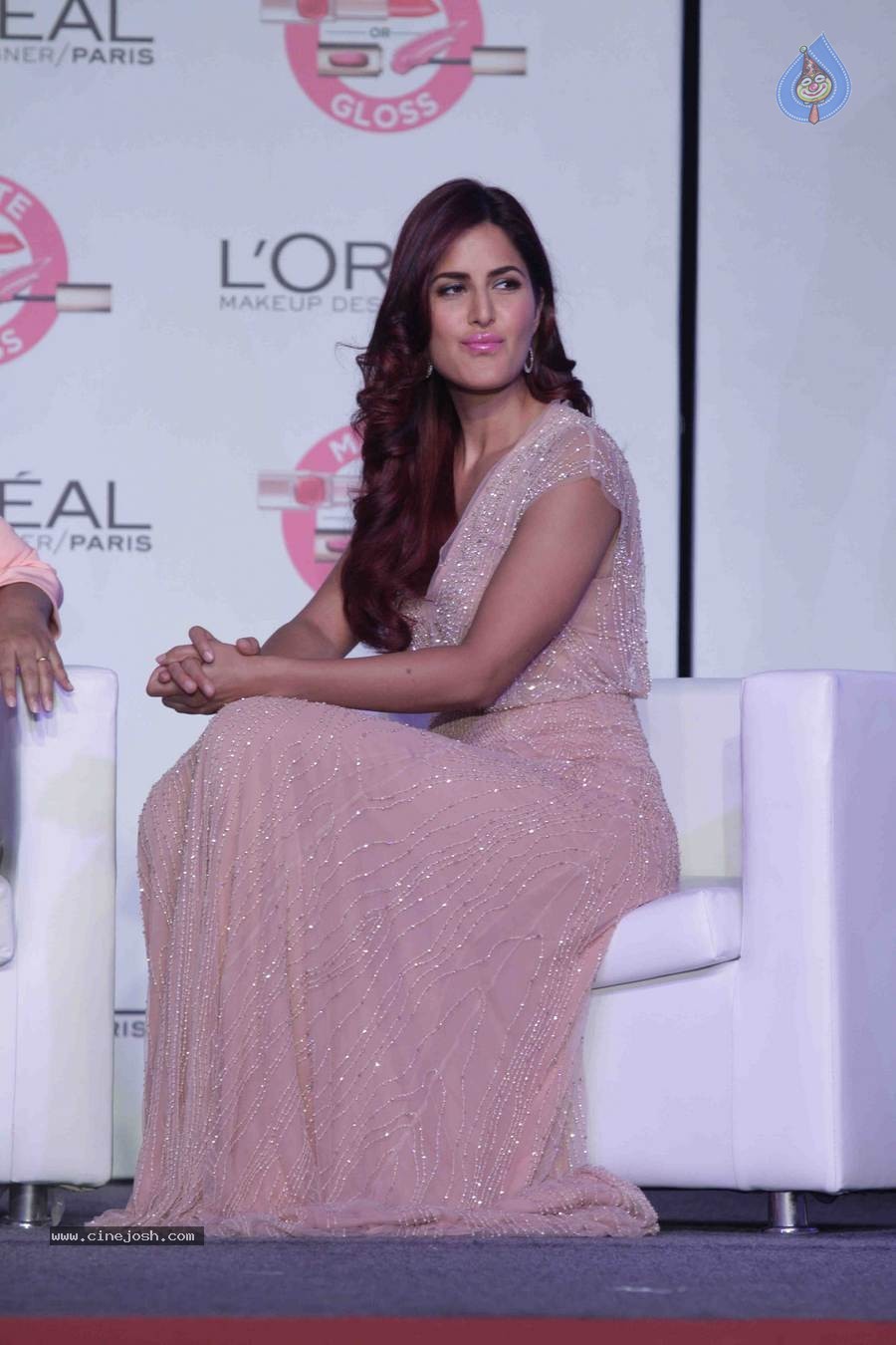 Unveil the L'Oreal Paris New Cannes Collection Launch - 27 / 35 photos