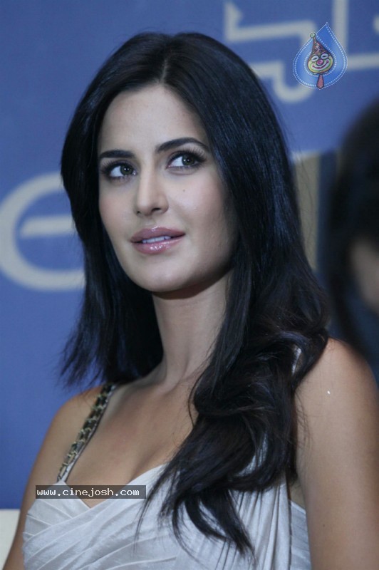 Katrina Kaif as Brand Ambassador of Etihad Airways - 25 / 50 photos