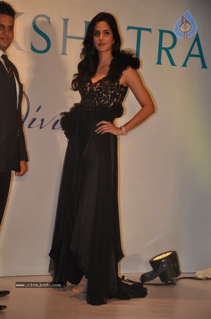 Katrina Kaif at Unveils New Nakshatra Logo Launch - 23 / 44 photos
