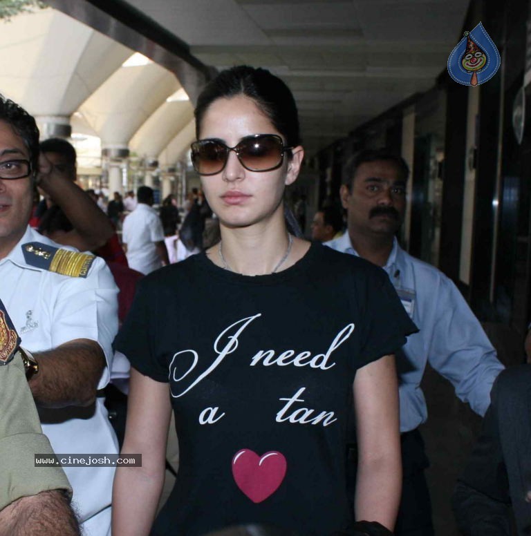 Katrina Kaif Latest Stills - 3 / 19 photos