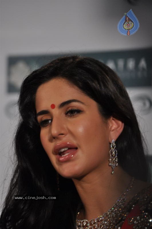 Katrina Kaif Launches Nakshatra Colletions - 40 / 43 photos