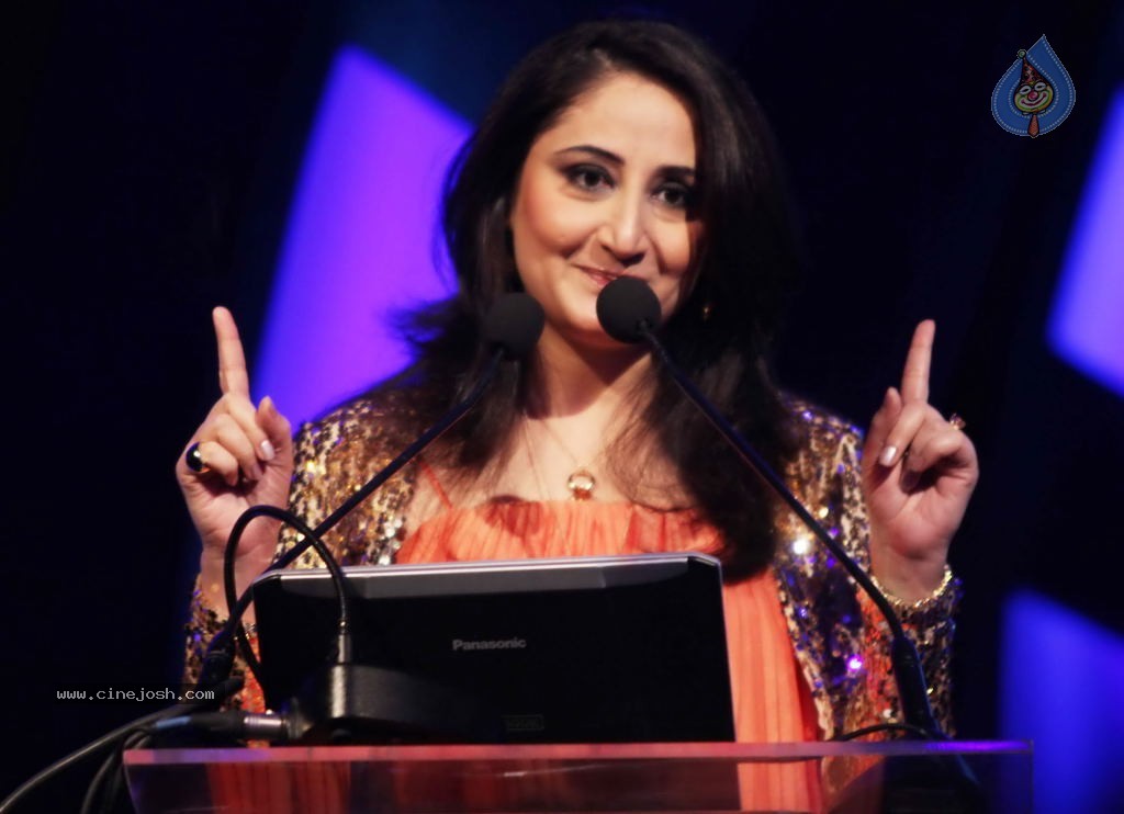 Katrina Kaif Launches Panasonic Cube AC - 14 / 29 photos
