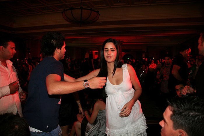 Katrina Kaif Supporting Royal Challengers Banglore - 2 / 12 photos